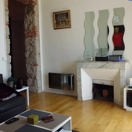 90 M2 Centre D'ajaccio